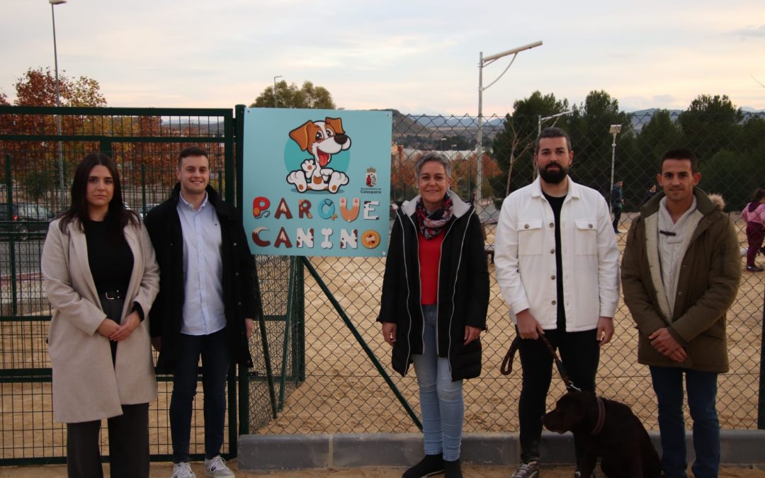 El Equipo de Gobierno del Ayuntamiento de Calasparra inauguró la pasada semana el nuevo PARQUE CANINO